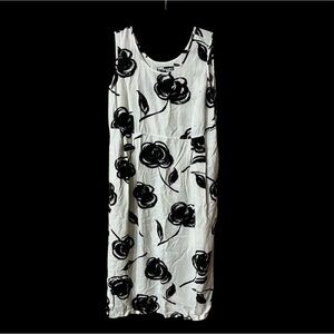 Jams World White with Black Rose Floral Midi/Maxi Dress Size Large